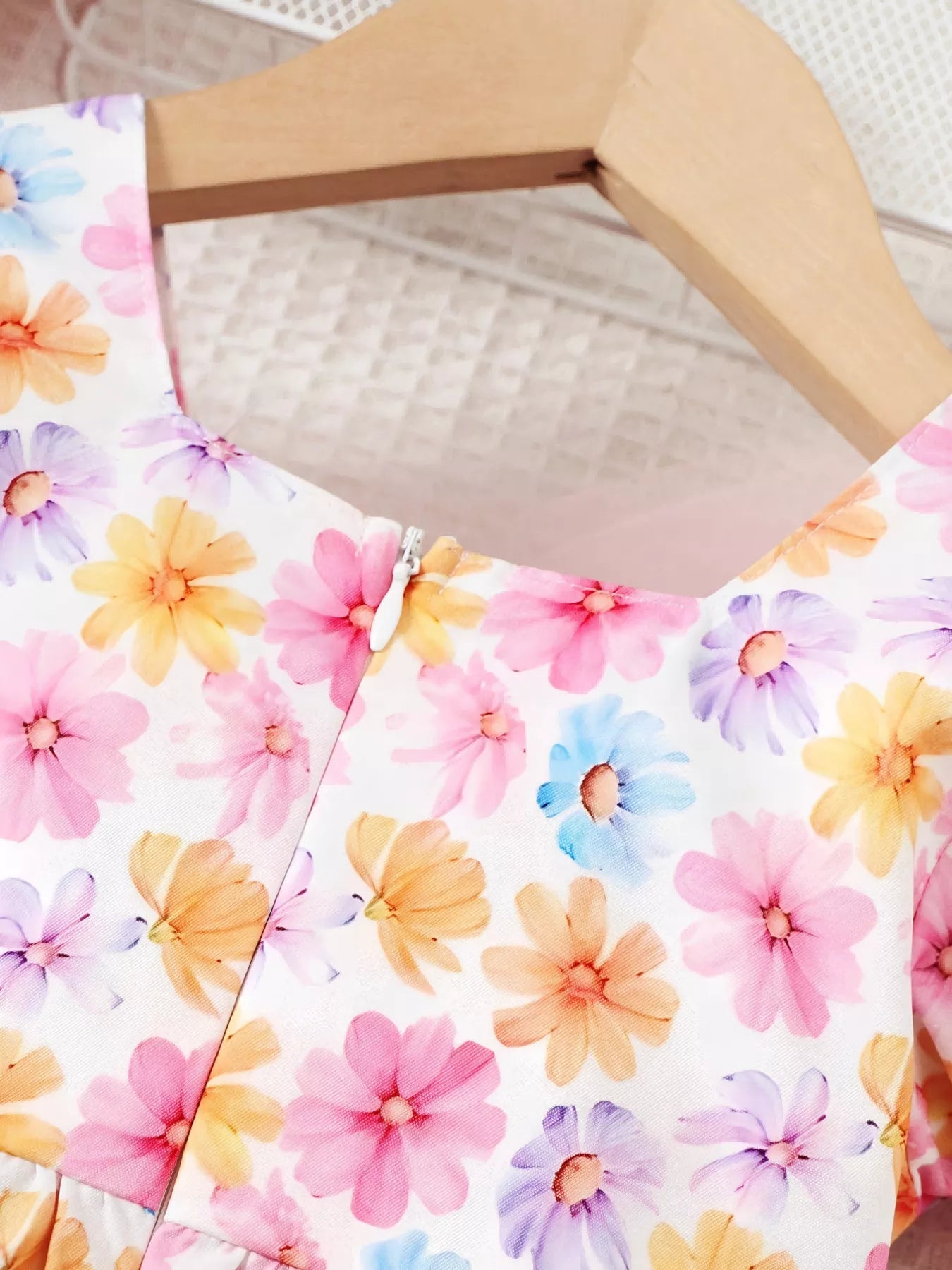 b9749a14869249bf9e4c7b4fb1e2e215-Max-Origin